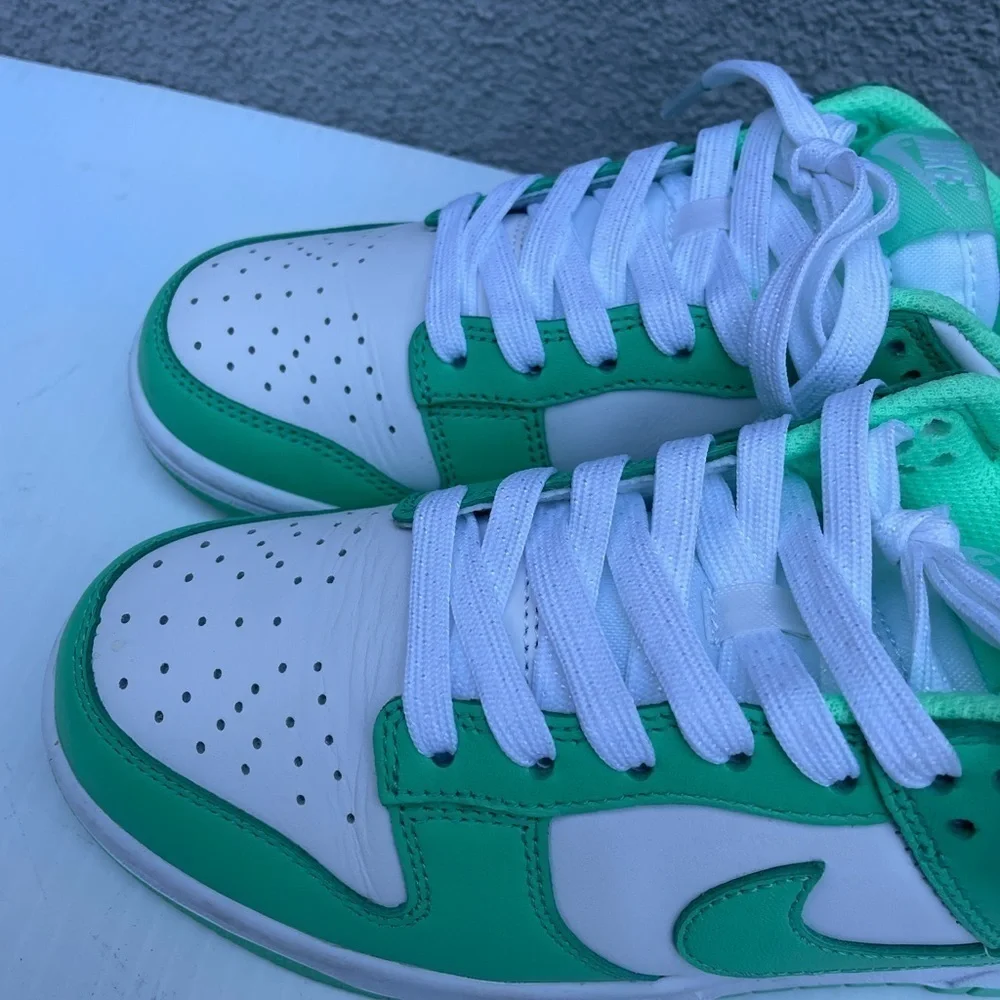 Nike Dunk Low In Green Glow/White Size US 5 EUR 37.5